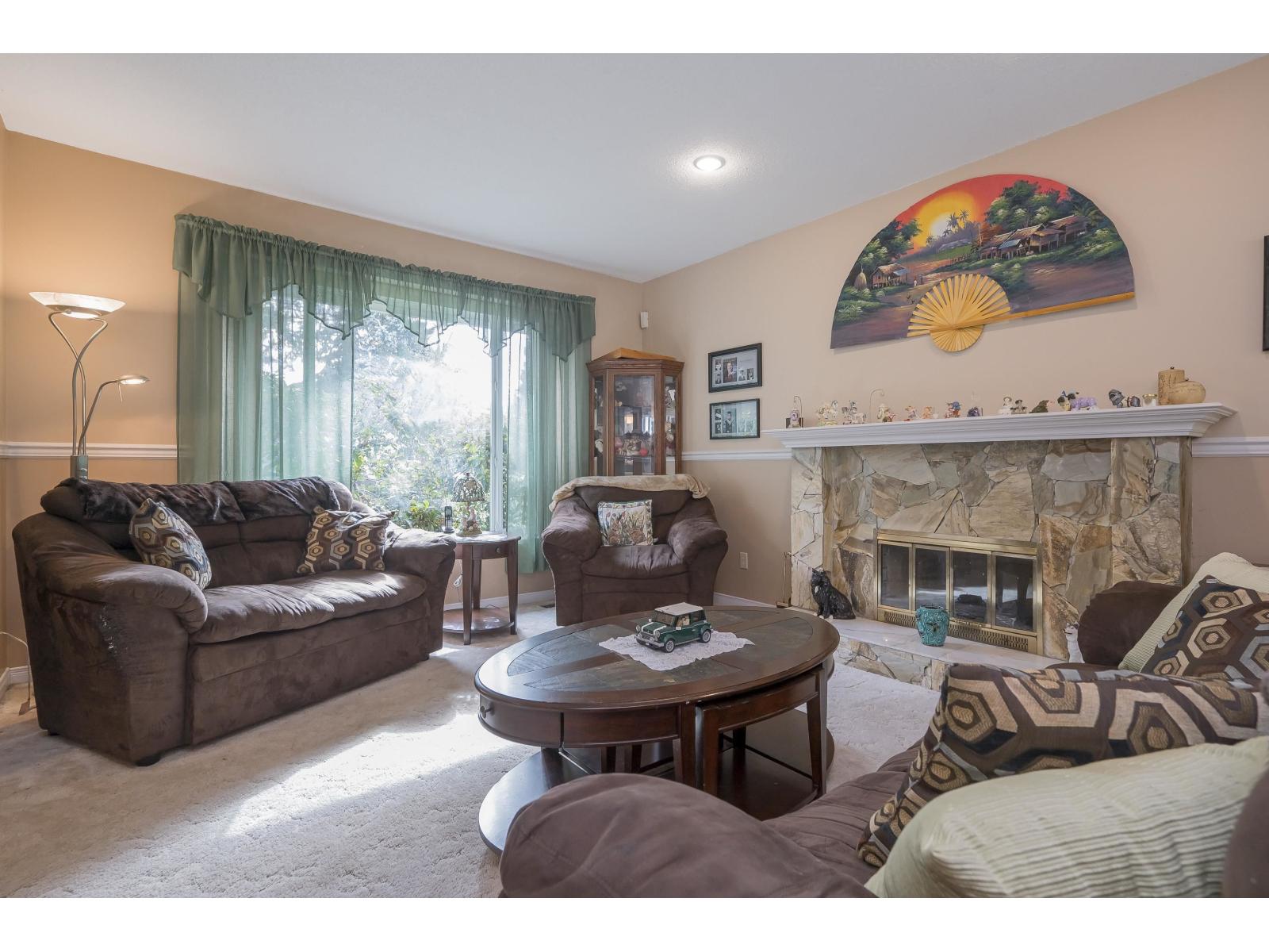 13451 60a Avenue, Surrey, British Columbia  V3X 1M1 - Photo 5 - R3057027