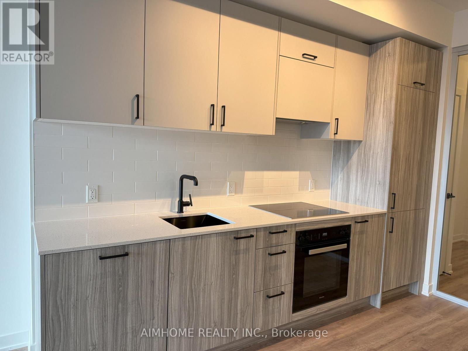 330 - 1 Kyle Lowry Road, Toronto, Ontario  M3C 0S6 - Photo 5 - C12450961