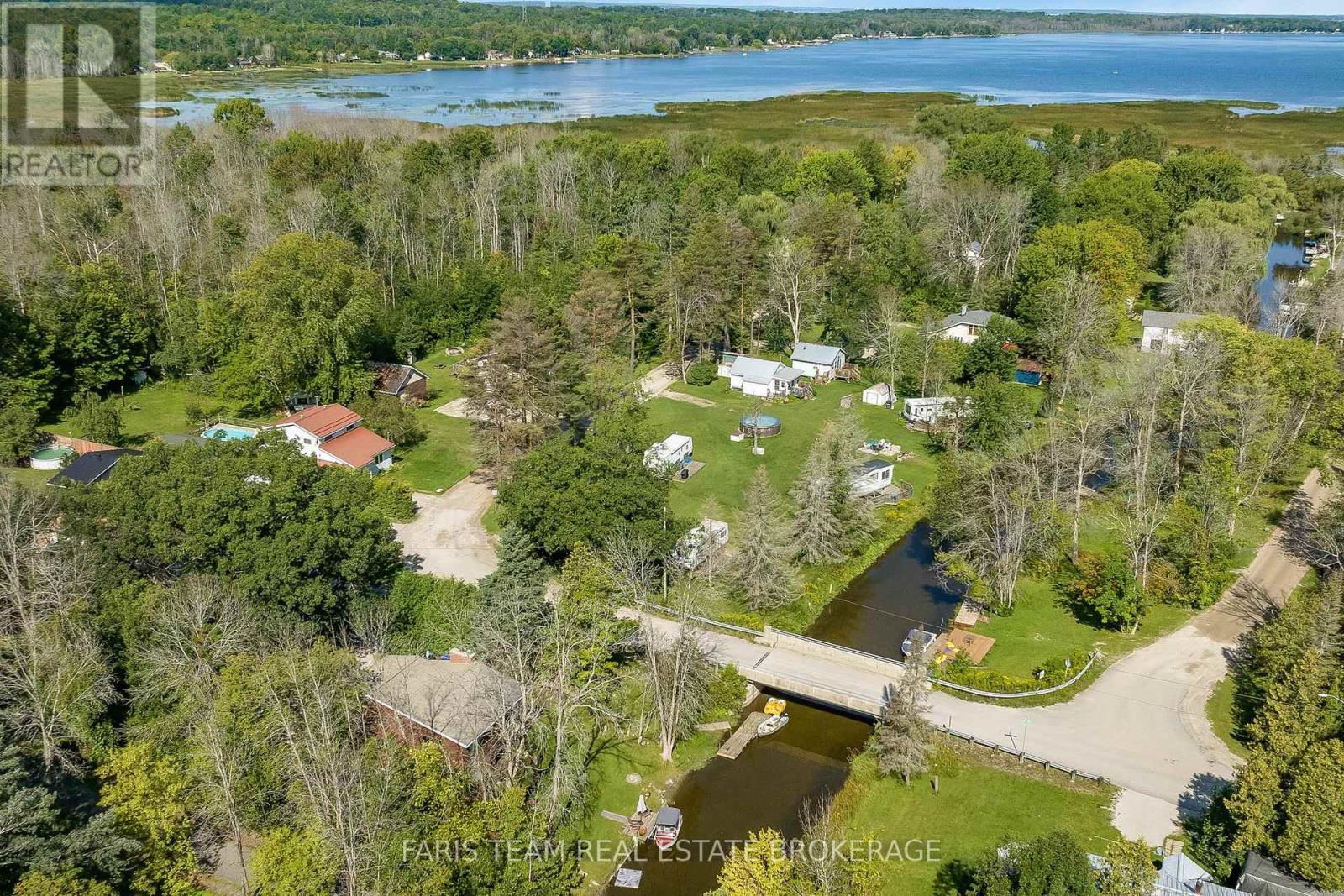 54 Hearthstone Drive, Tay, Ontario  L0K 2C0 - Photo 21 - S12455252