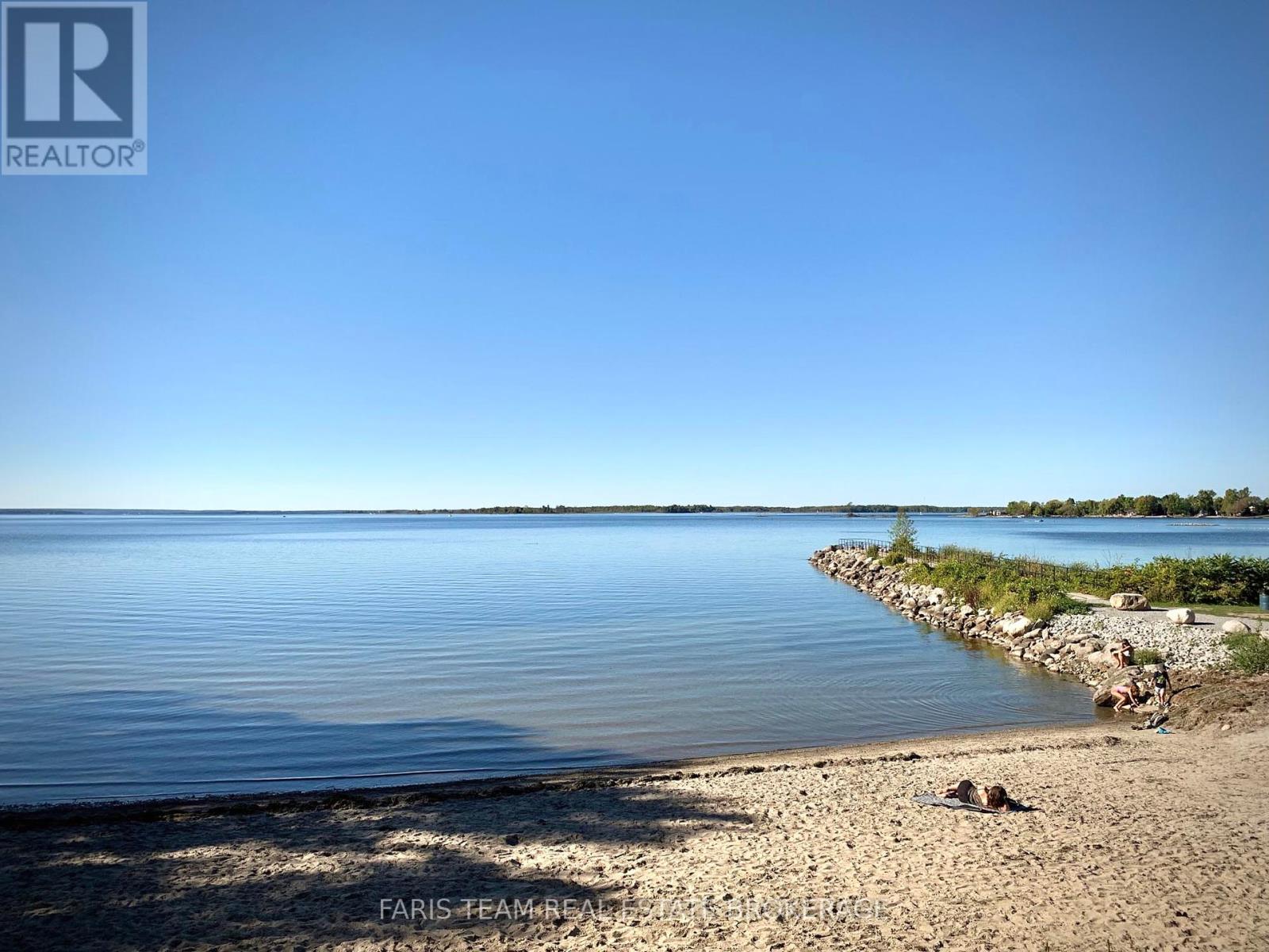54 Hearthstone Drive, Tay, Ontario  L0K 2C0 - Photo 31 - S12455252