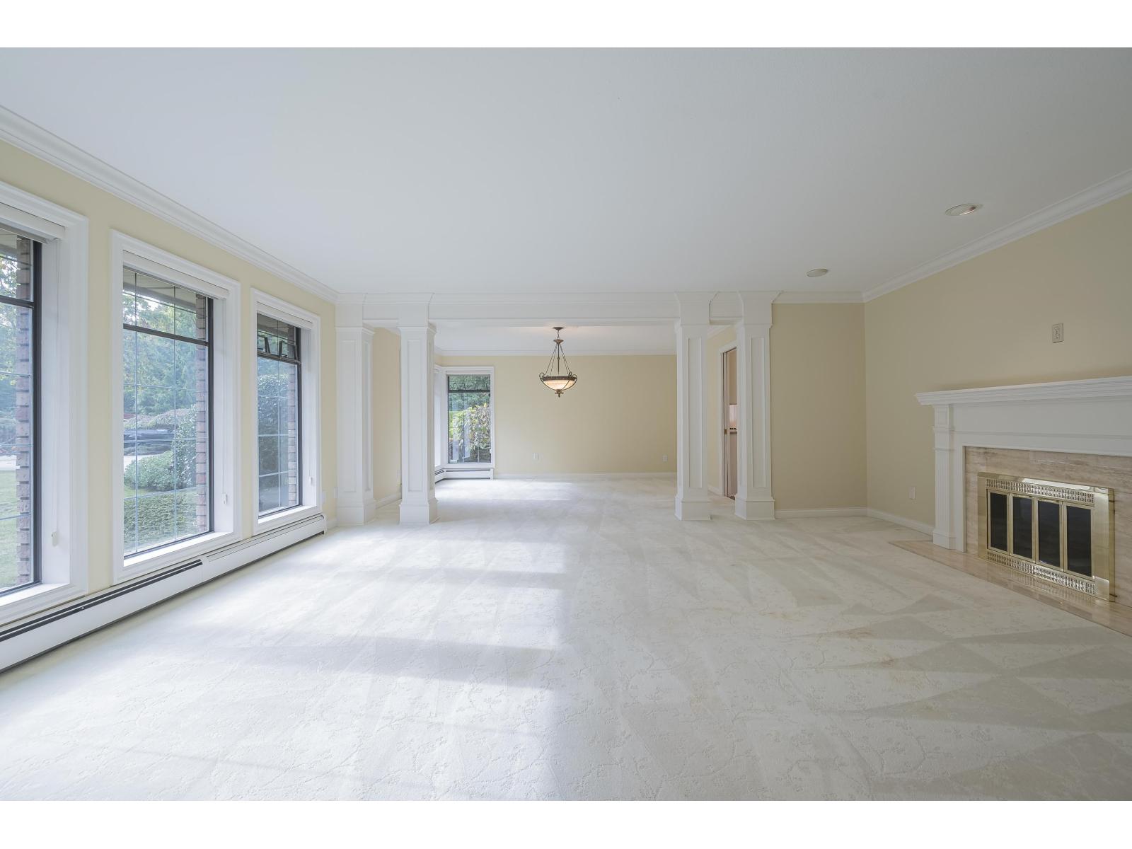 17451 29 Avenue, Surrey, British Columbia  V3Z 0E7 - Photo 4 - R3057187