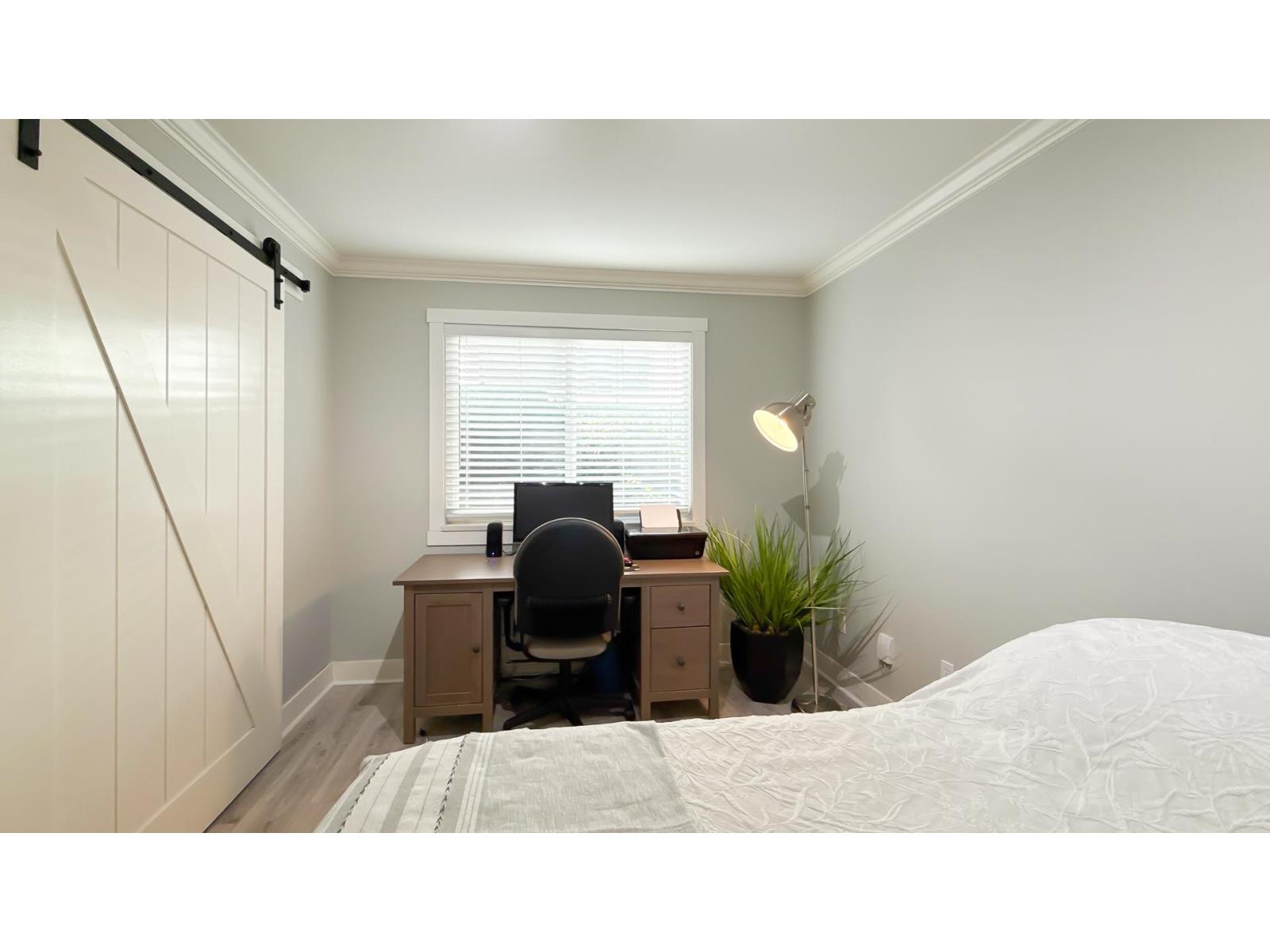 109 1533 Best Street, White Rock, British Columbia  V4B 4E9 - Photo 15 - R3057013