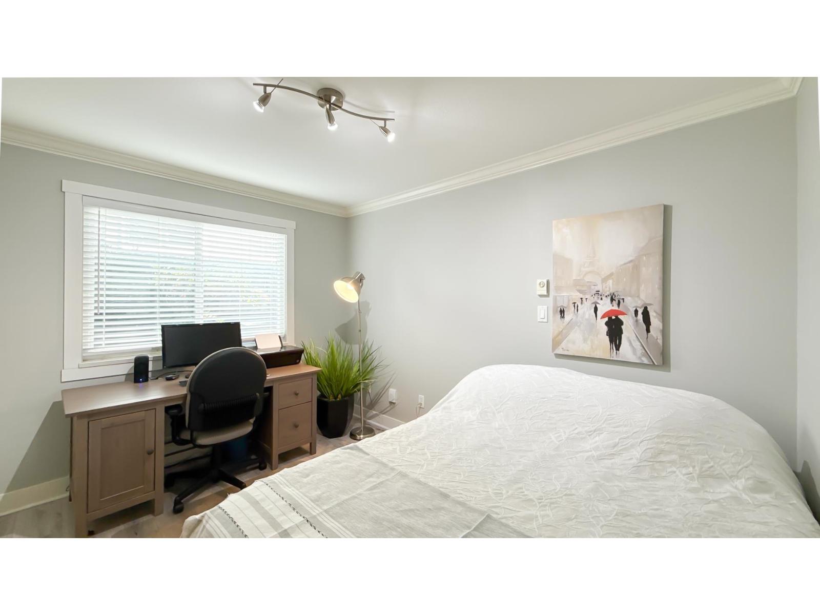109 1533 Best Street, White Rock, British Columbia  V4B 4E9 - Photo 14 - R3057013