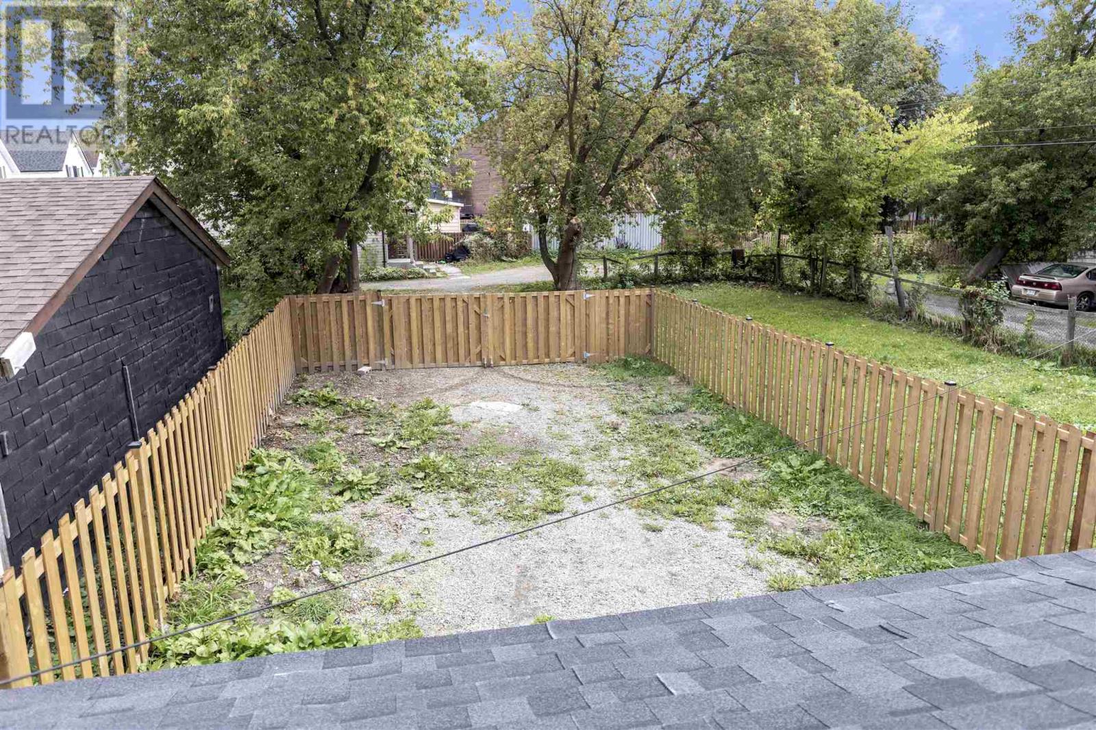 168 Andrew St, Sault Ste. Marie, Ontario  P6A 1N3 - Photo 3 - SM252931