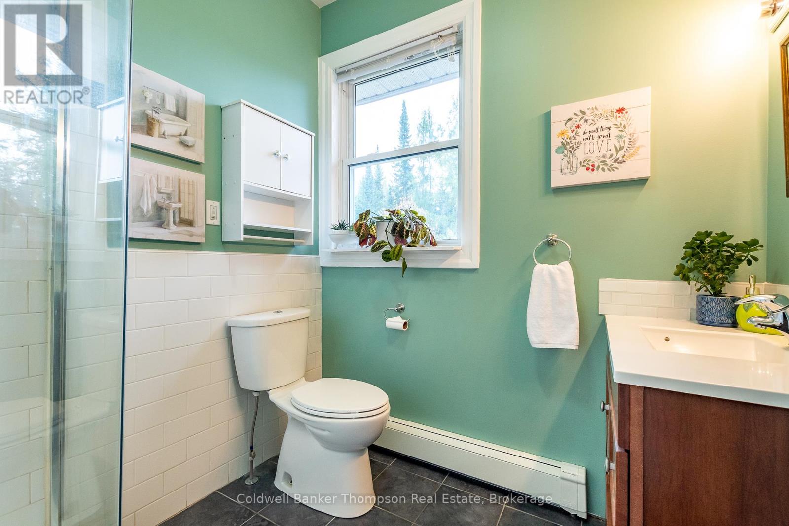 20 Wolf Paw Road, Huntsville, Ontario  P0B 1M0 - Photo 18 - X12455333
