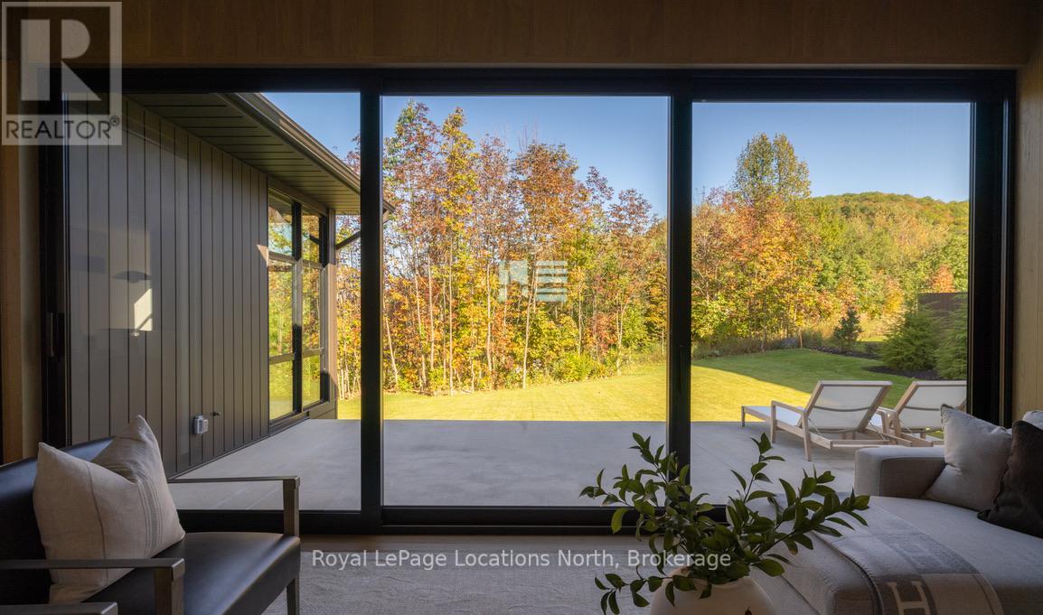 104 Maryward Crescent, Blue Mountains, Ontario  N0H 1J0 - Photo 28 - X12455356