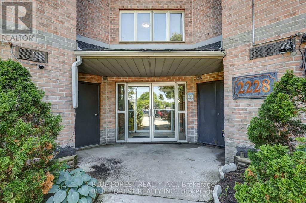 111 - 2228 Trafalgar Street, London East, Ontario  N5V 4J8 - Photo 2 - X12455305