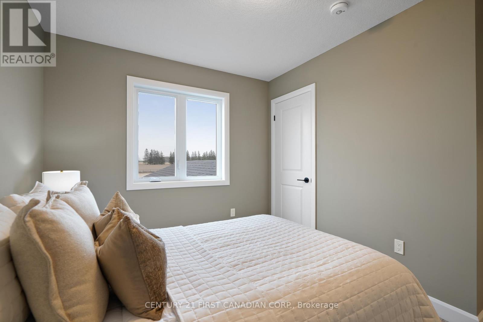 9 Twynstra Street, North Middlesex, Ontario  N0M 1A0 - Photo 29 - X12455349