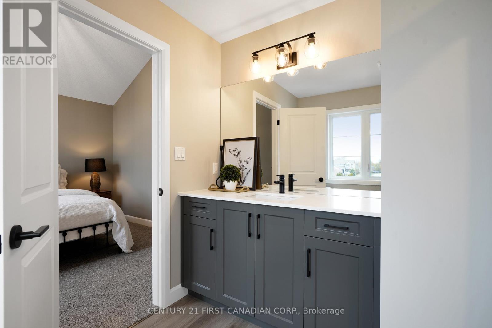 9 Twynstra Street, North Middlesex, Ontario  N0M 1A0 - Photo 36 - X12455349