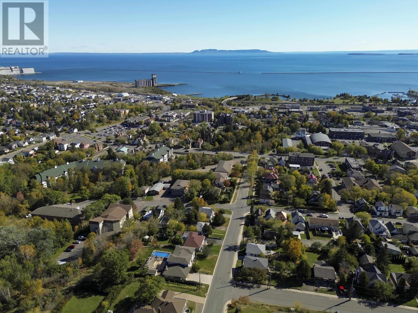 98 Jean St., Thunder Bay, Ontario  P7A 5E9 - Photo 3 - TB253188