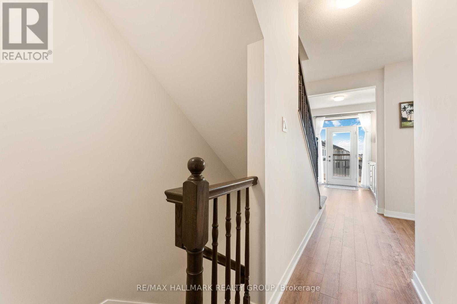 629 Quilter Row, Ottawa, Ontario  K0A 2Z0 - Photo 7 - X12455347