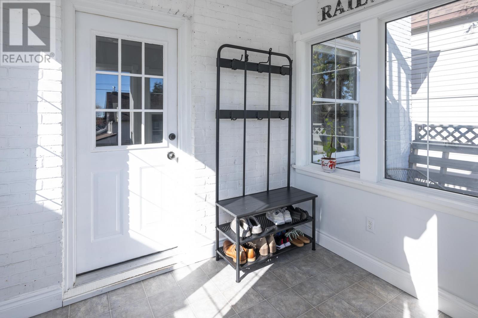 98 Jean St., Thunder Bay, Ontario  P7A 5E9 - Photo 9 - TB253188