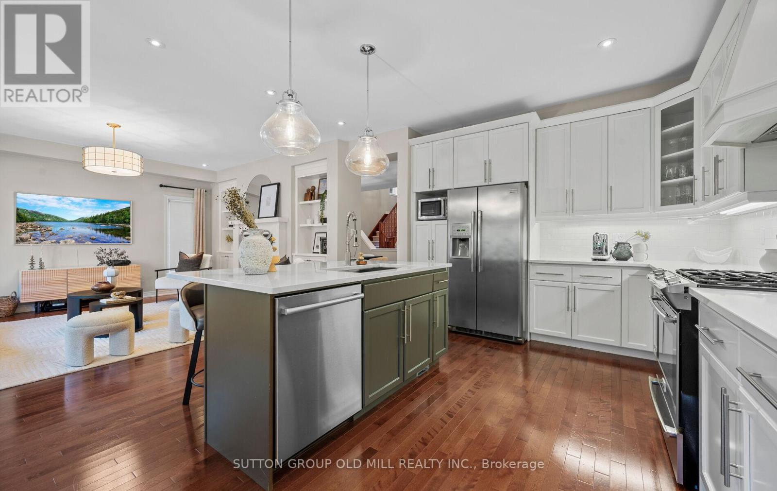 3304 Stalybridge Drive, Oakville, Ontario  L6M 0K8 - Photo 11 - W12455208