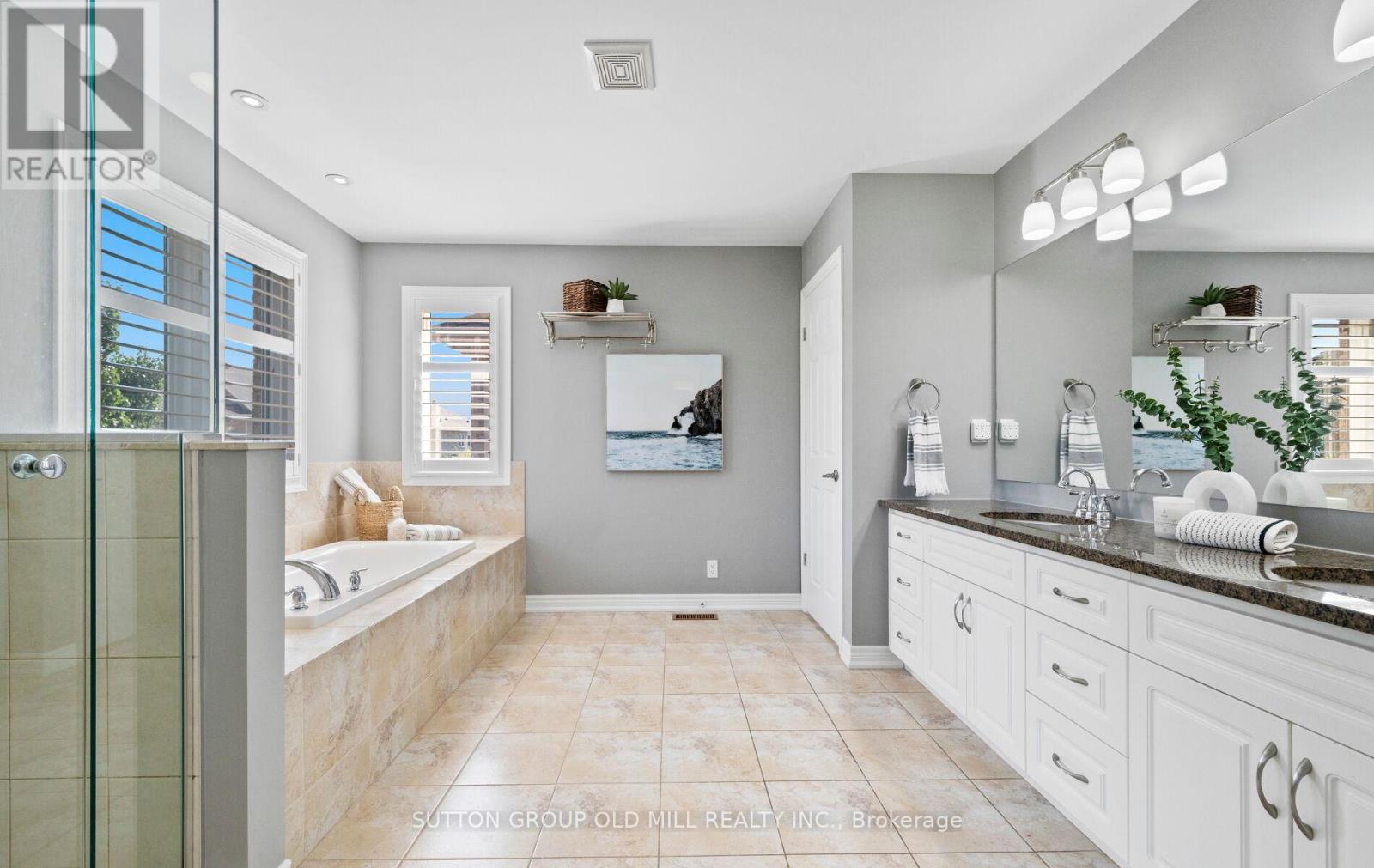 3304 Stalybridge Drive, Oakville, Ontario  L6M 0K8 - Photo 24 - W12455208