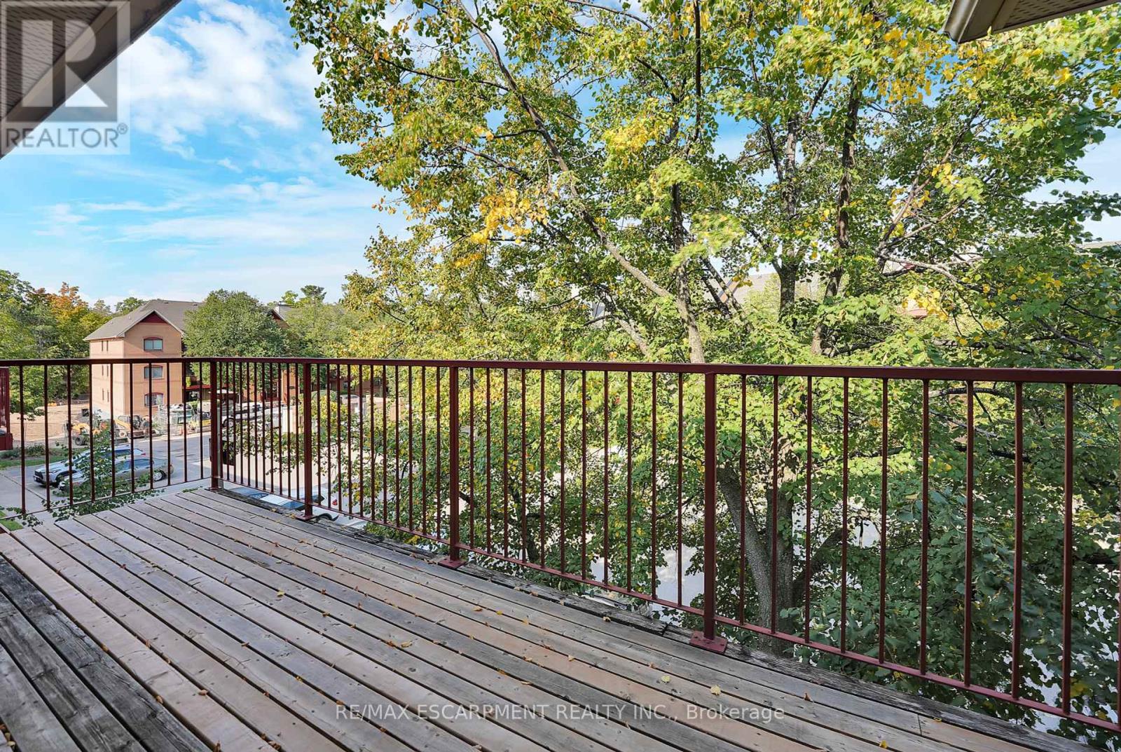 1732 - 1478 Pilgrims Way, Oakville, Ontario  L6M 3G7 - Photo 3 - W12455236