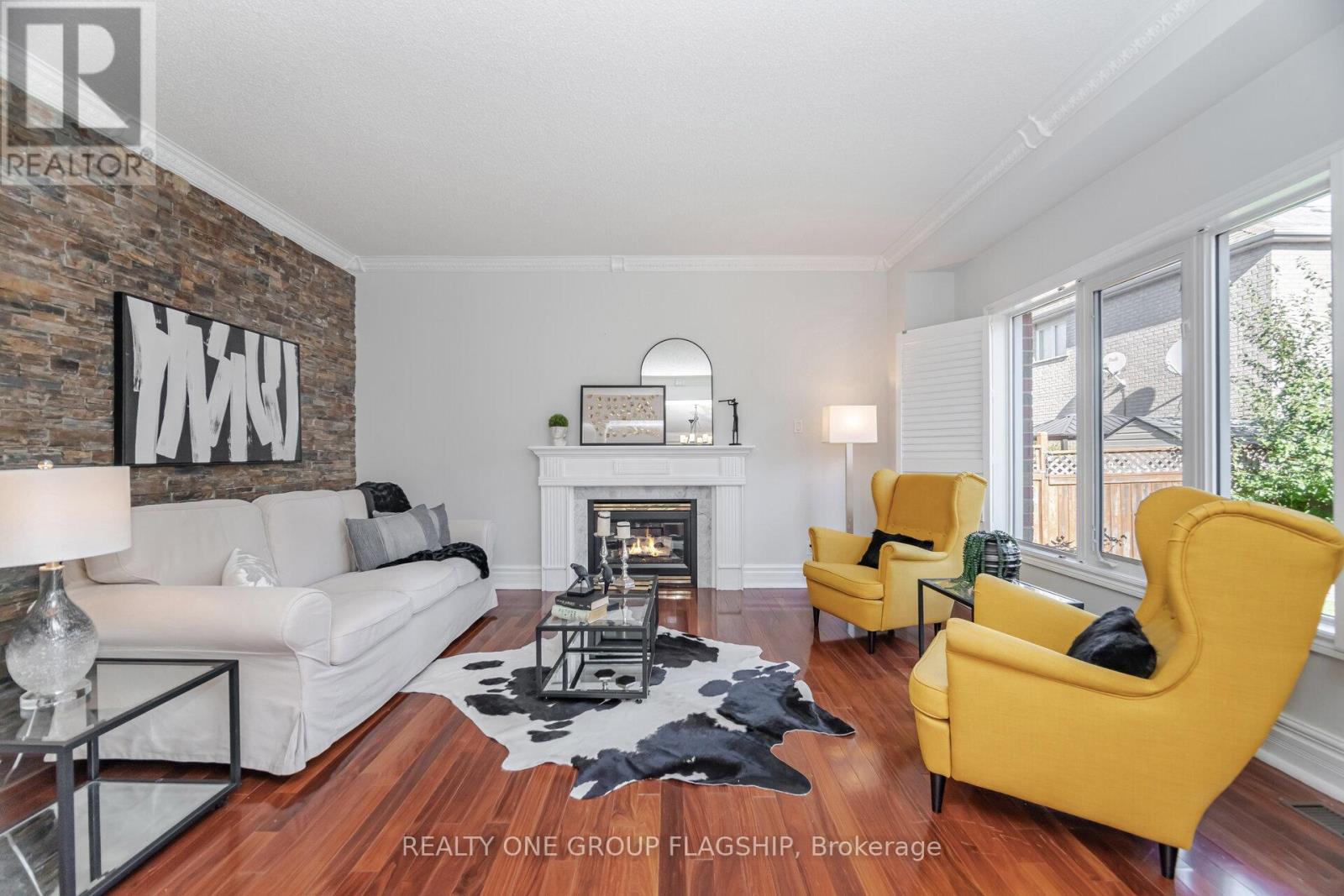 5871 Long Valley Road E, Mississauga, Ontario  L5M 6J5 - Photo 19 - W12455260
