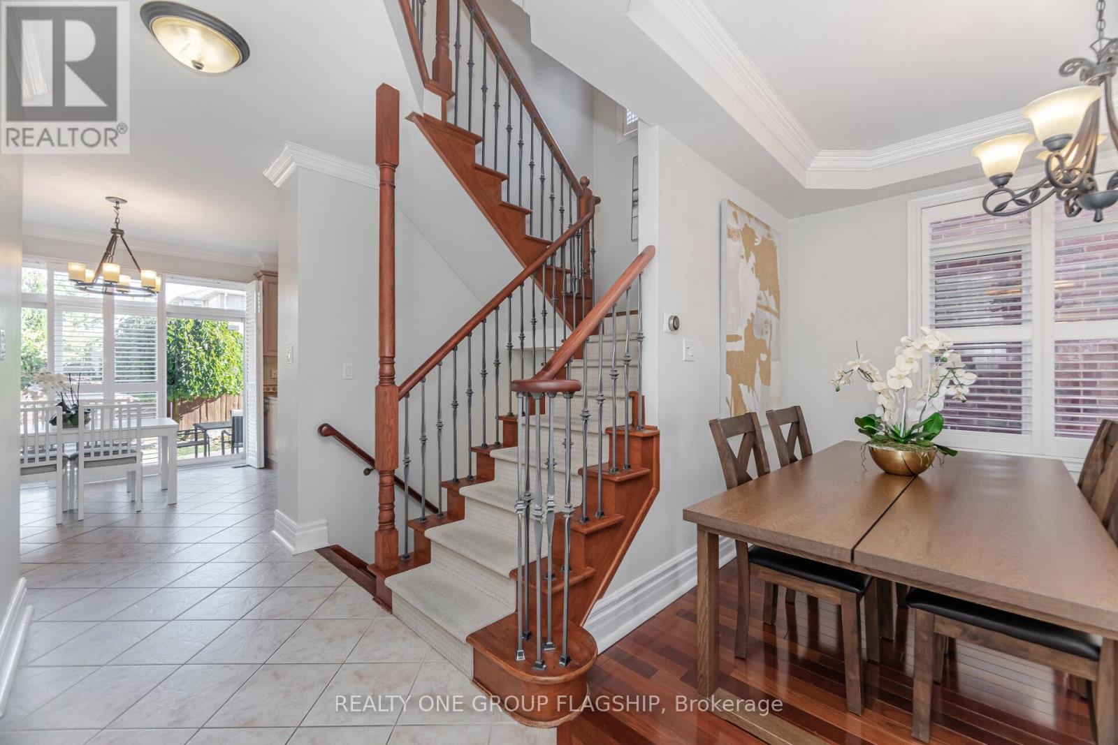 5871 Long Valley Road E, Mississauga, Ontario  L5M 6J5 - Photo 26 - W12455260