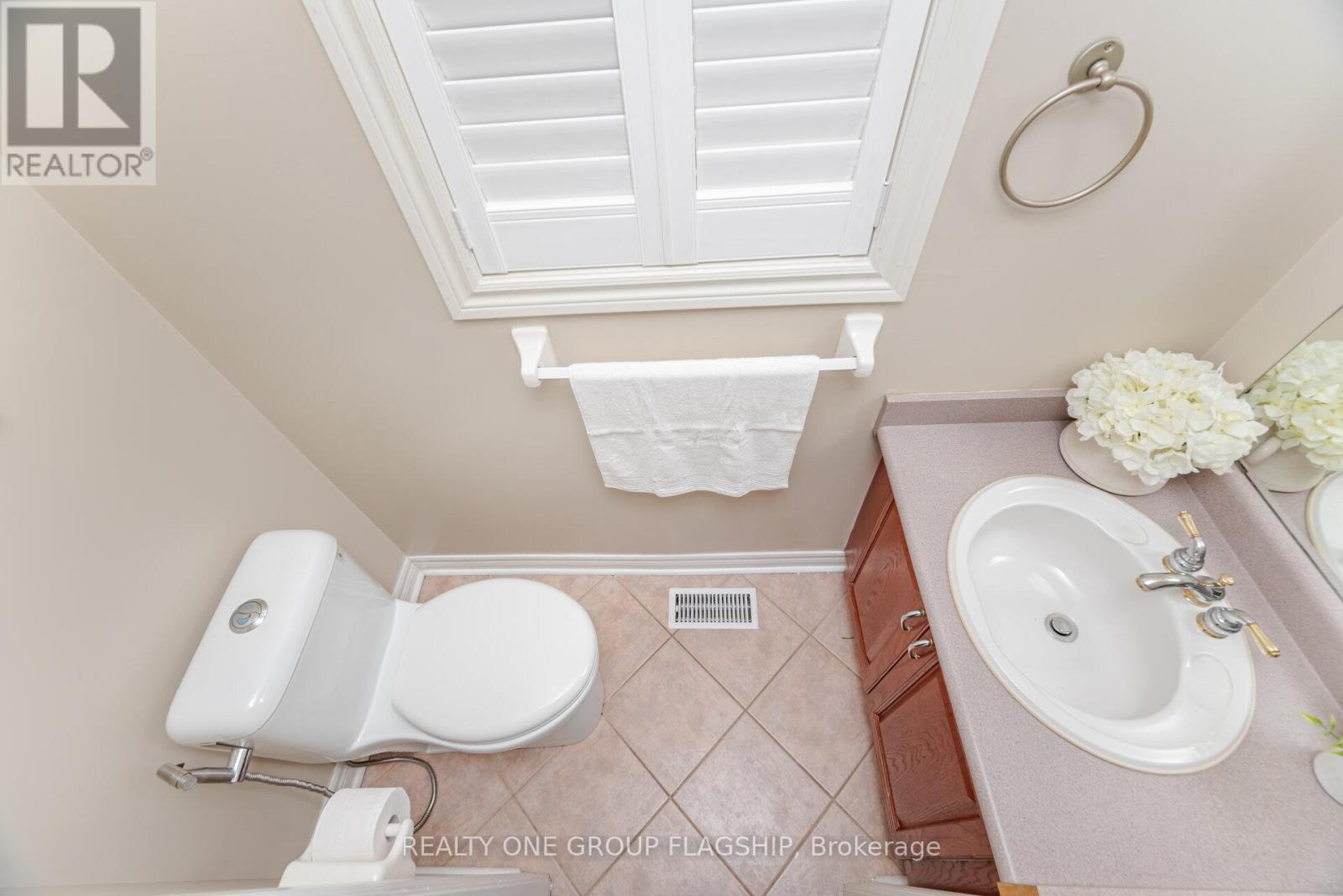 5871 Long Valley Road E, Mississauga, Ontario  L5M 6J5 - Photo 27 - W12455260