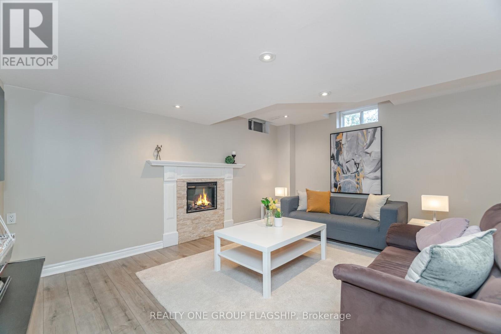 5871 Long Valley Road E, Mississauga, Ontario  L5M 6J5 - Photo 40 - W12455260