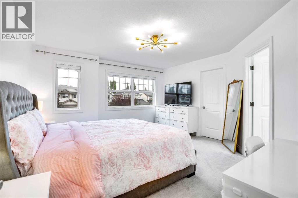 342 Cougar Ridge Drive Sw, Calgary, Alberta  T3H 4Z5 - Photo 19 - A2238858