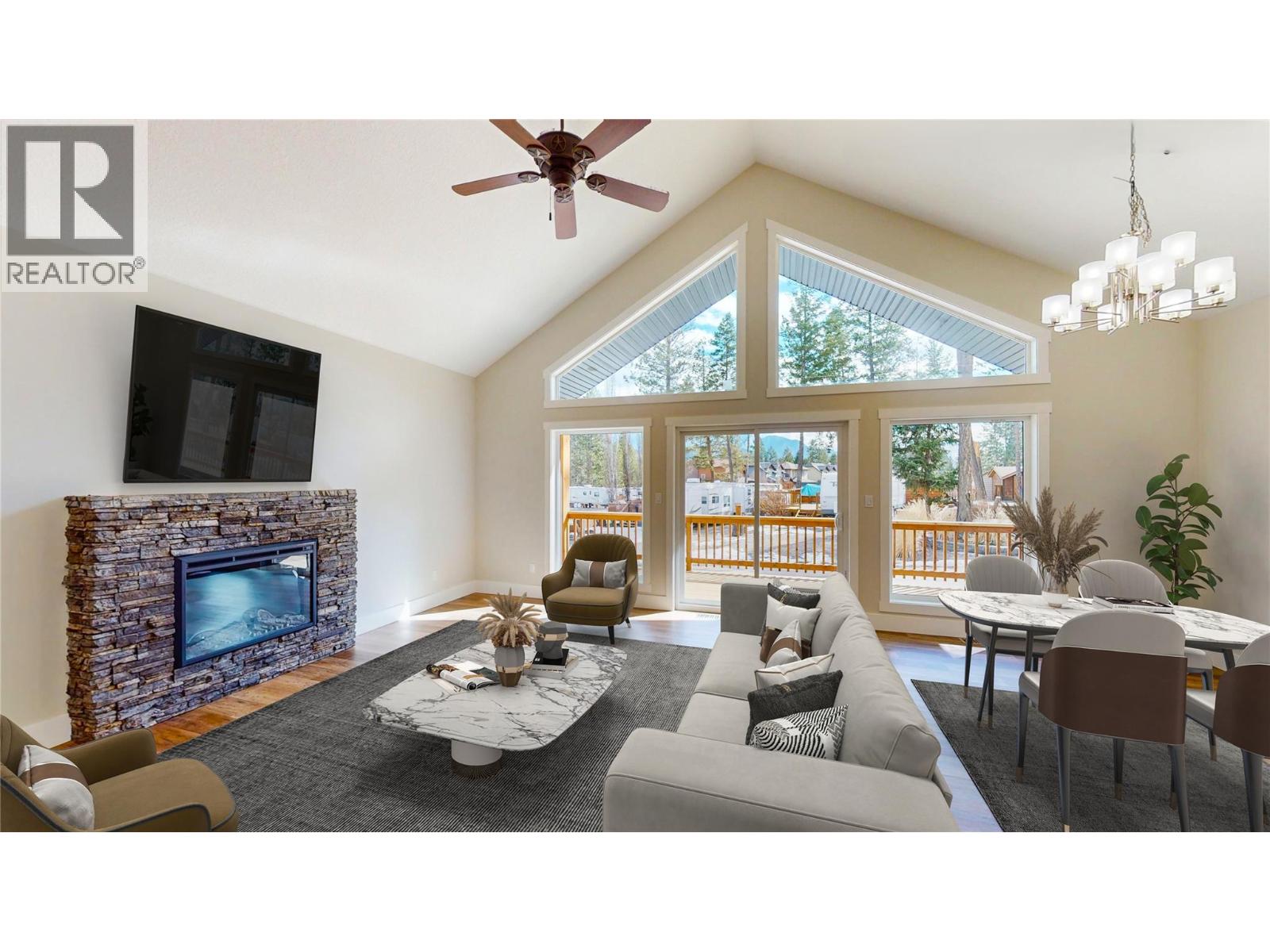 4868 Riverview Drive Unit# 118, Edgewater, British Columbia  V0A 1E0 - Photo 2 - 10365484