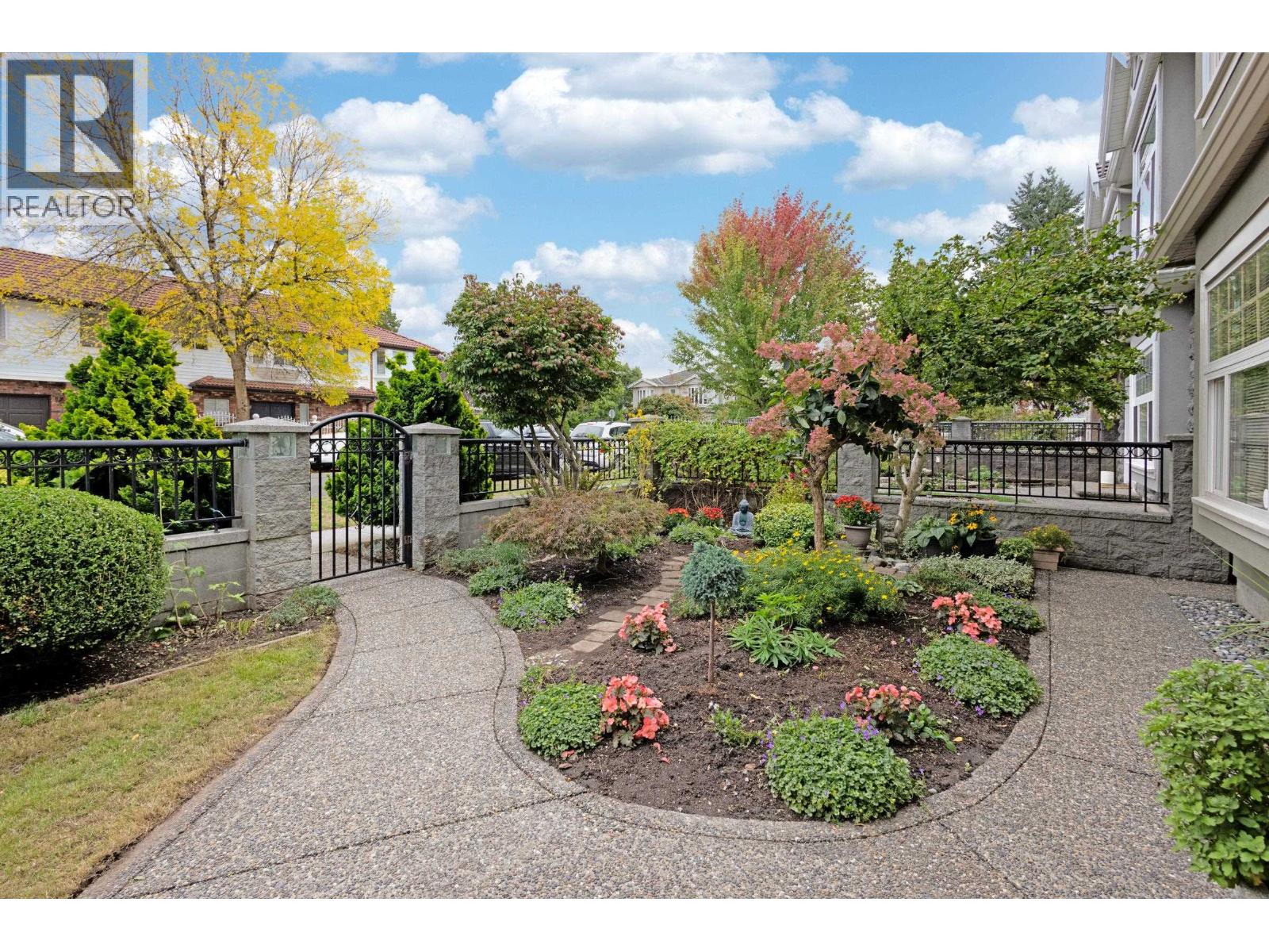 4377 Inverness Street, Vancouver, British Columbia  V5V 4X1 - Photo 2 - R3057166