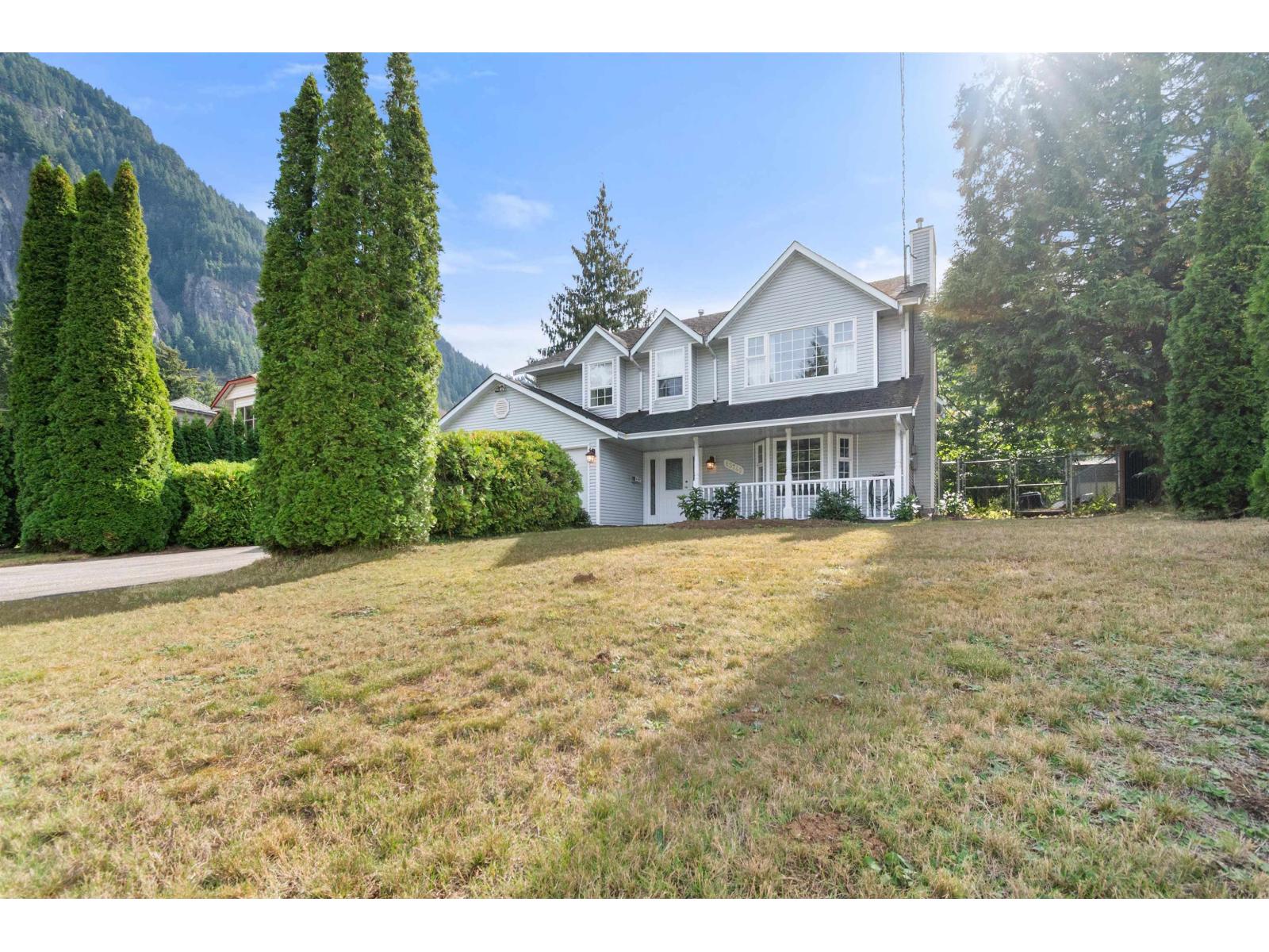 63740 Rosewood Avenue, Hope, Hope, British Columbia  V0X 1L2 - Photo 2 - R3052671