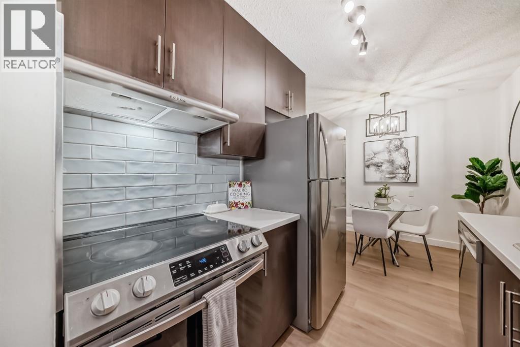 2204, 4001b 49 Street Nw, Calgary, Alberta  T3A 2C9 - Photo 3 - A2263405