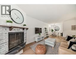 2204, 4001B 49 Street NW Varsity
