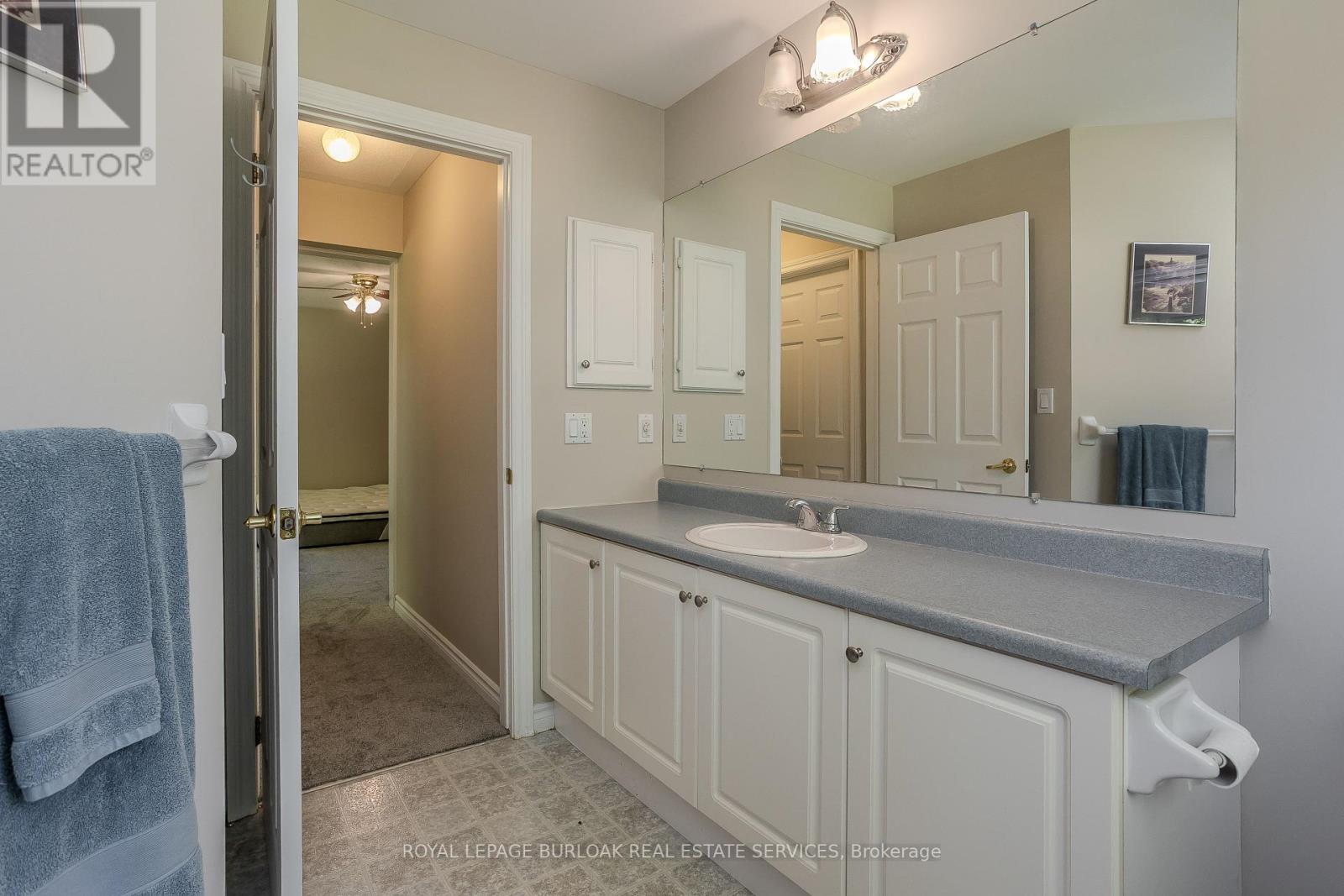 109 Emerald Court, Hamilton, Ontario  L8B 1A5 - Photo 30 - X12455230