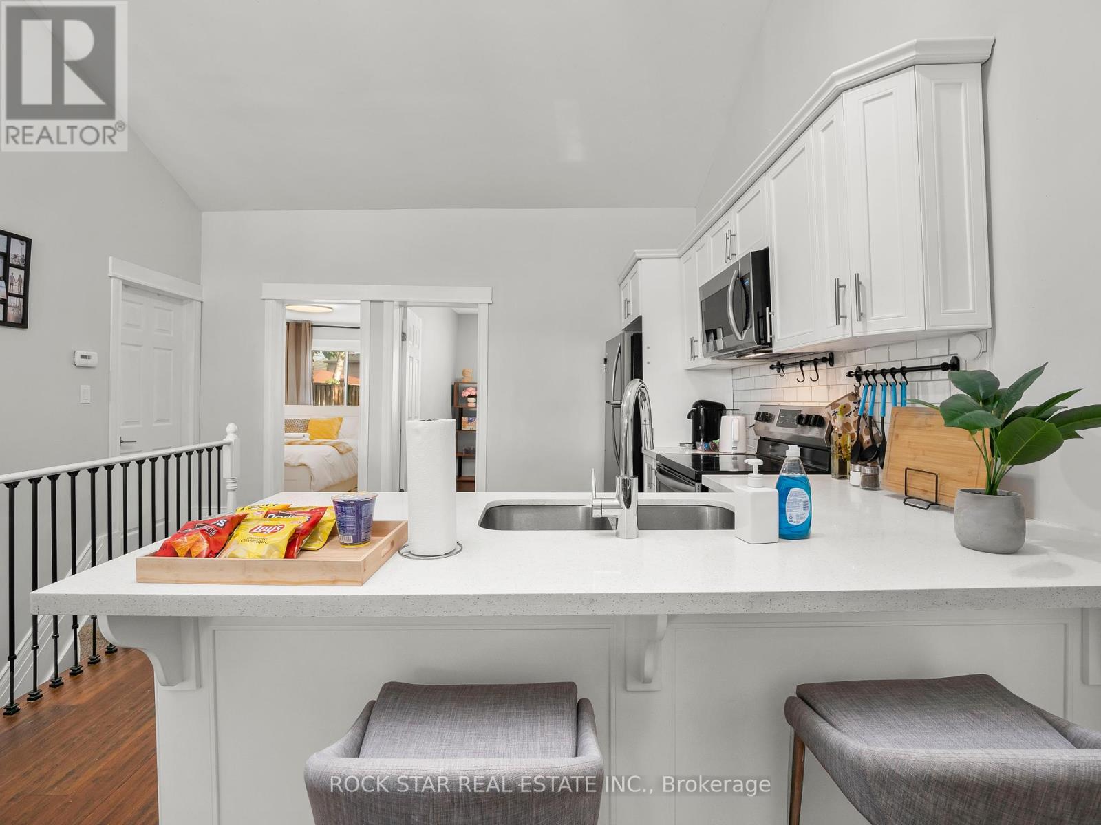 47 Burlington Street W, Hamilton, Ontario  L8L 1G6 - Photo 12 - X12455256