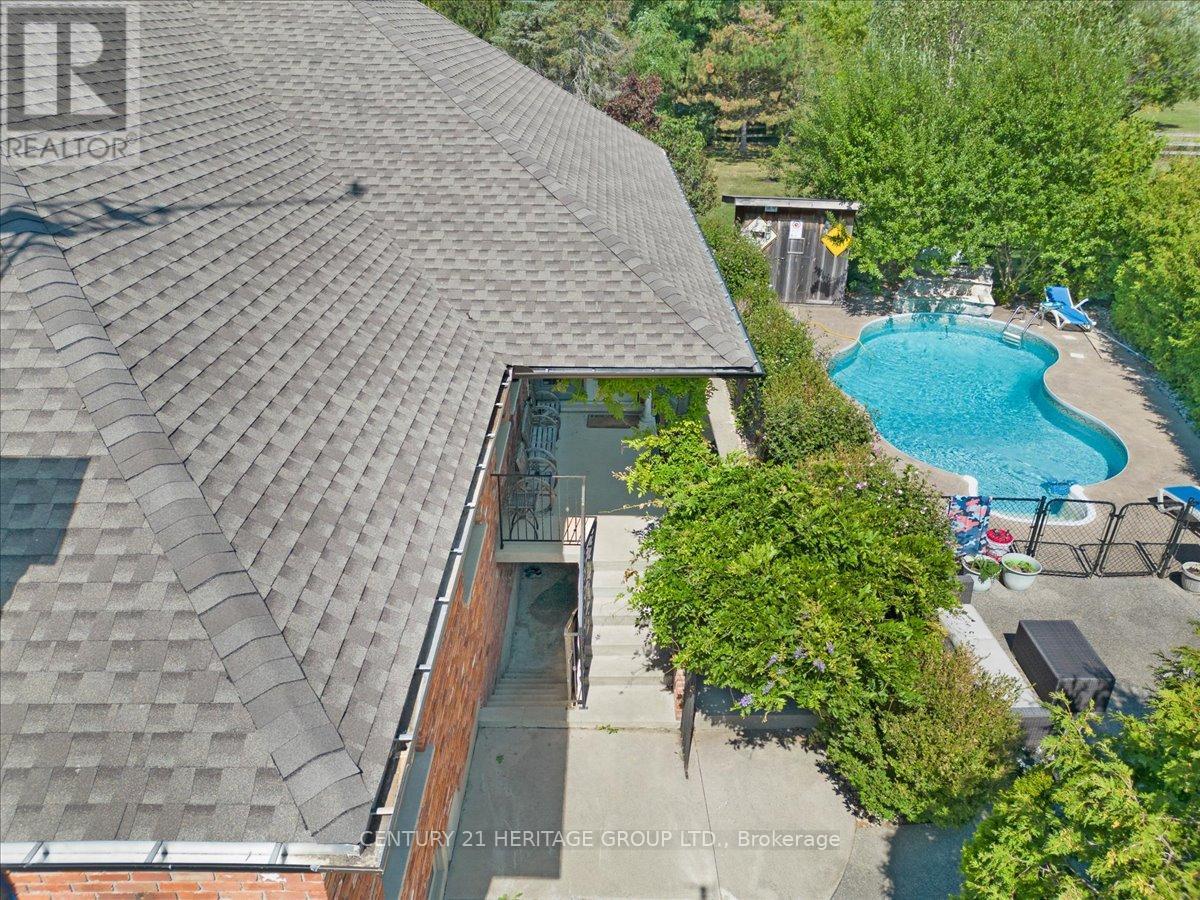 1945 Abingdon Road, West Lincoln, Ontario  L0R 1E0 - Photo 34 - X12455263