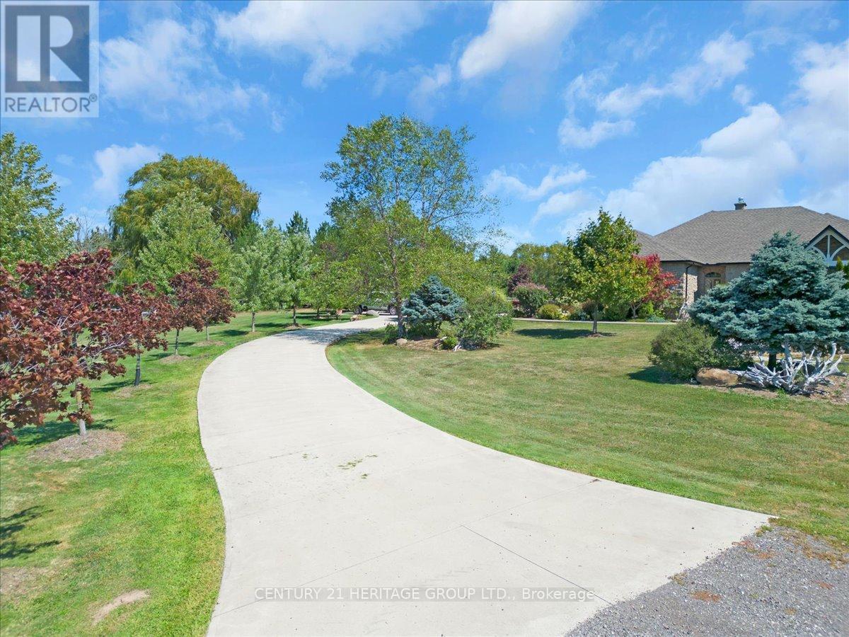 1945 Abingdon Road, West Lincoln, Ontario  L0R 1E0 - Photo 48 - X12455263