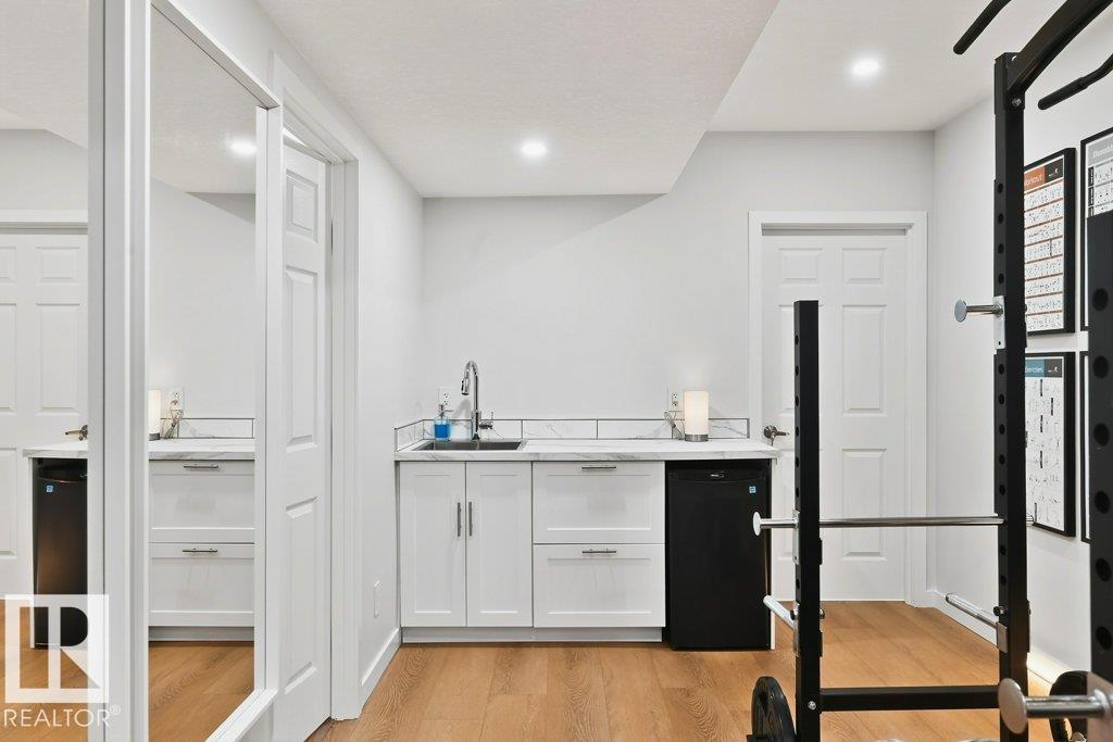 9645 70 Av Nw, Edmonton, Alberta  T6E 0V2 - Photo 46 - E4461547