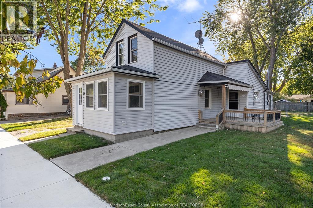 MLS# 25025835: 290 GEORGE STREET, Amherstburg, Canada