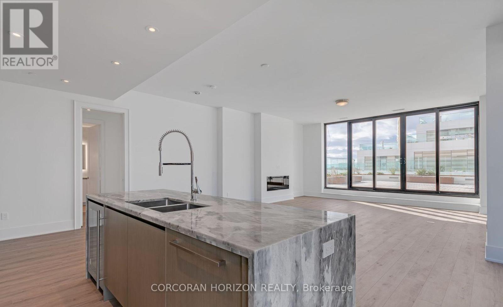 912 - 118 Merchants Wharf, Toronto, Ontario  M5A 0L3 - Photo 11 - C12455093