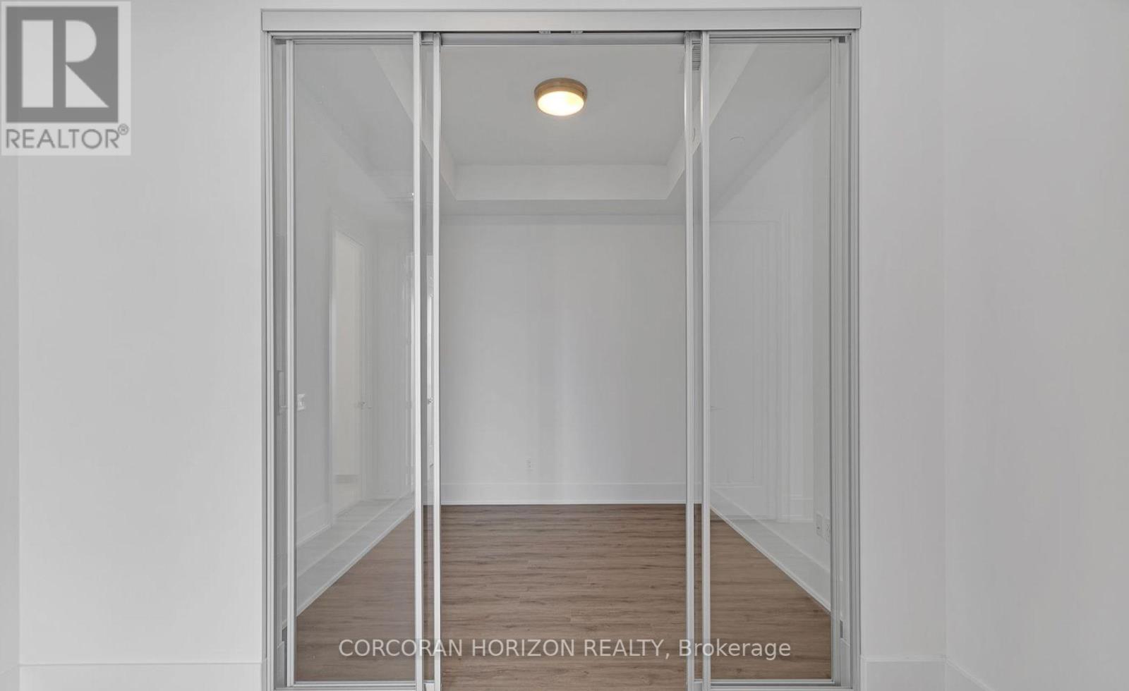 912 - 118 Merchants Wharf, Toronto, Ontario  M5A 0L3 - Photo 9 - C12455093