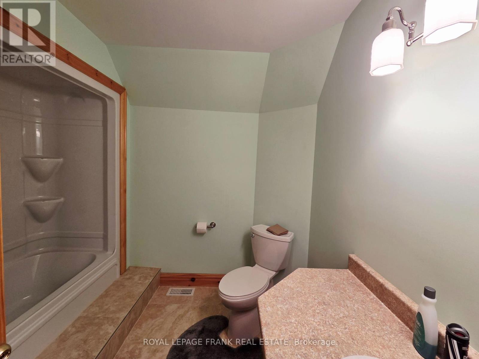 8847 Highway 28, North Kawartha, Ontario  K0L 1A0 - Photo 18 - X12455344