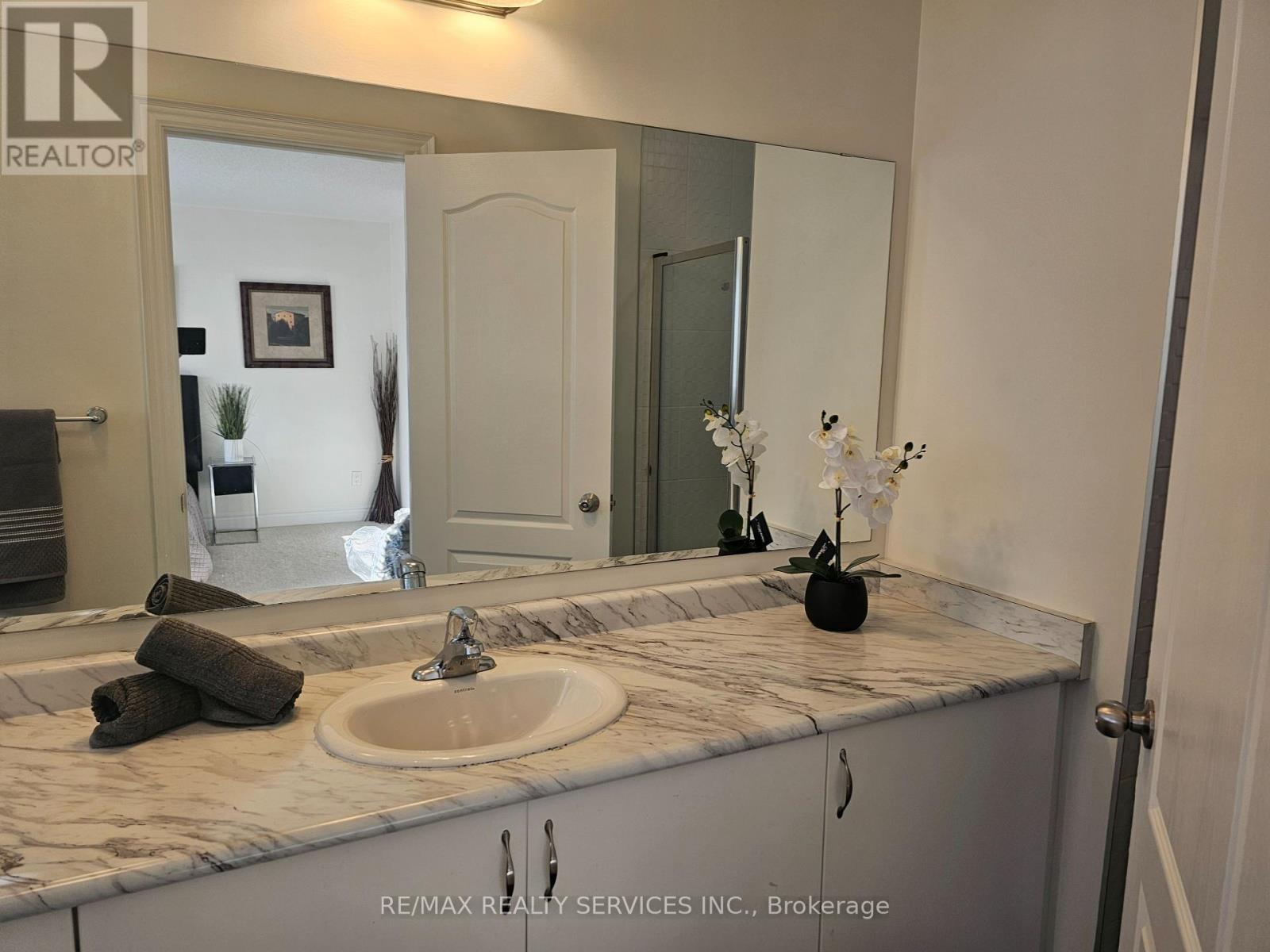 7 Lady Evelyn Crescent, Brampton, Ontario  L6Y 6C7 - Photo 24 - W12389697