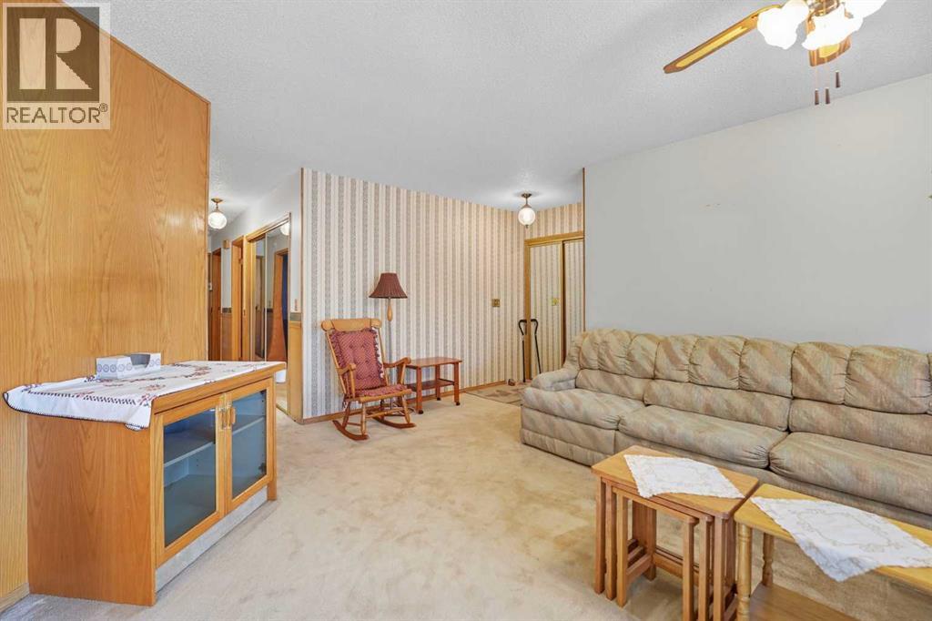331 Whitman Place Ne, Calgary, Alberta  T1Y 4T2 - Photo 13 - A2263539