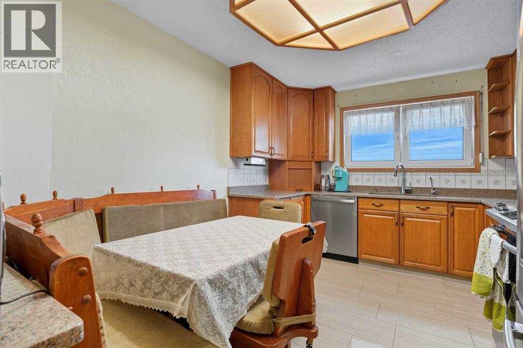 331 Whitman Place Ne, Calgary, Alberta  T1Y 4T2 - Photo 17 - A2263539