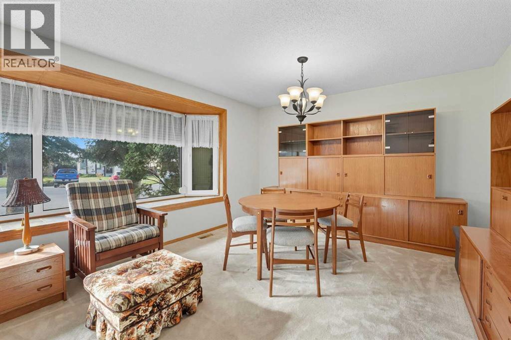 331 Whitman Place Ne, Calgary, Alberta  T1Y 4T2 - Photo 4 - A2263539