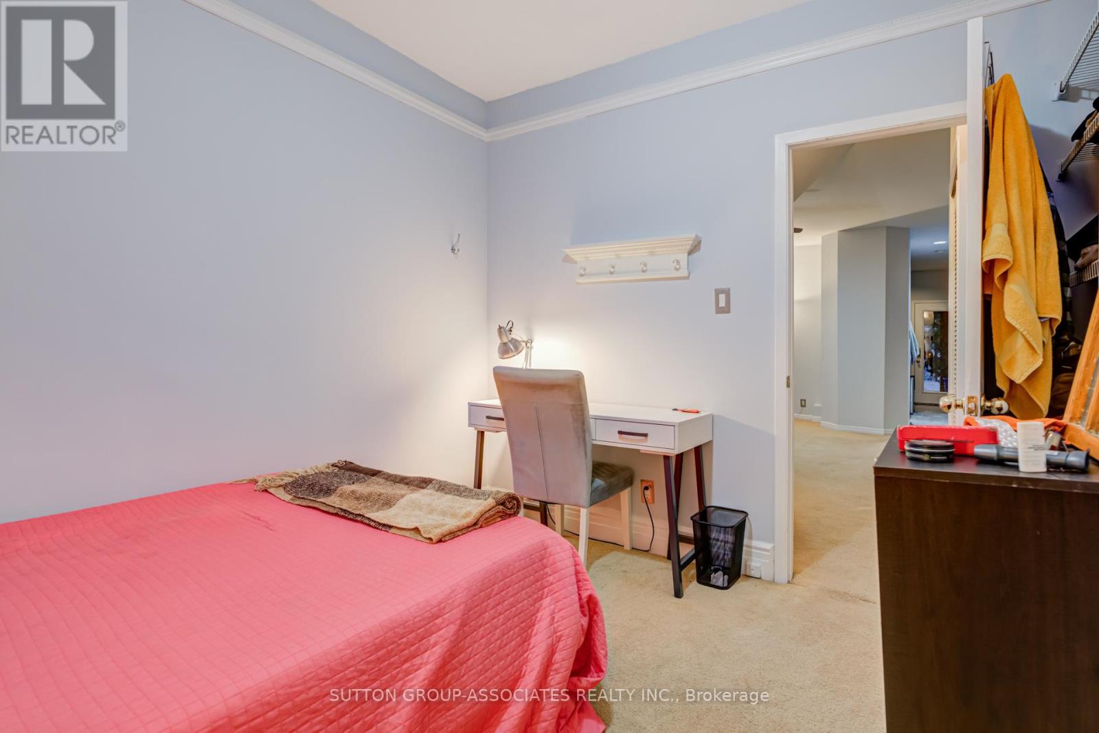 224 Lippincott Street, Toronto, Ontario  M5S 2P5 - Photo 15 - C12455309