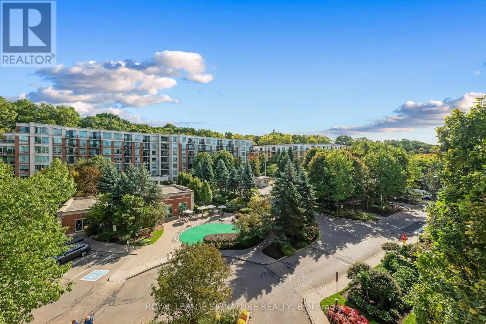 601 - 28 William Carson Crescent, Toronto, Ontario  M2P 2H1 - Photo 21 - C12455325