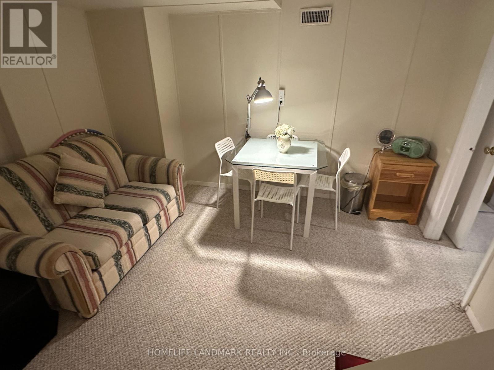 10 Blithfield Avenue, Toronto, Ontario  M2K 1Y1 - Photo 15 - C12455327