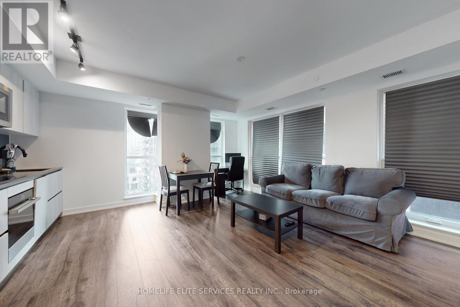 702 - 327 King Street W, Toronto, Ontario  M5V 0W7 - Photo 16 - C12455348
