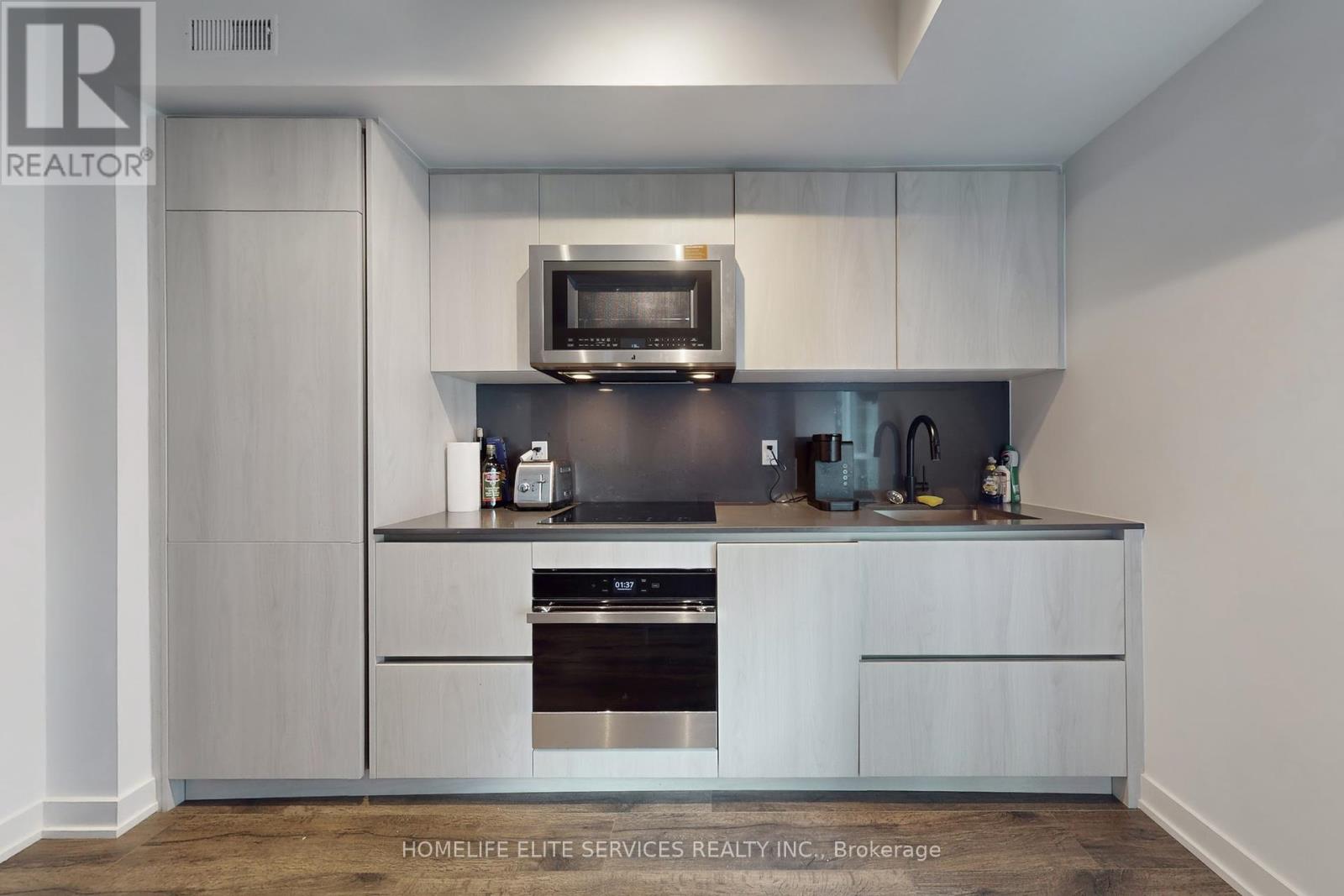 702 - 327 King Street W, Toronto, Ontario  M5V 0W7 - Photo 22 - C12455348