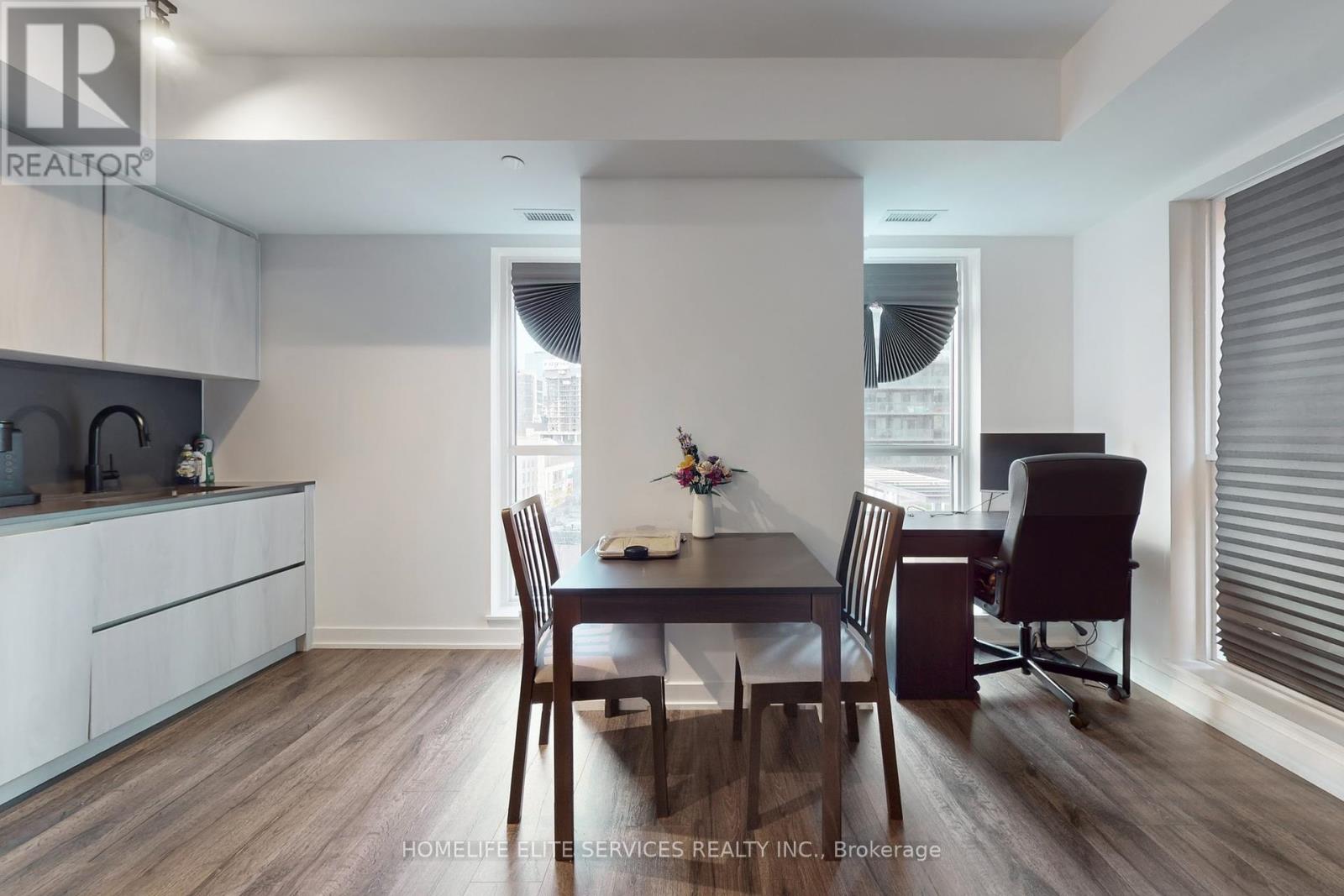 702 - 327 King Street W, Toronto, Ontario  M5V 0W7 - Photo 24 - C12455348