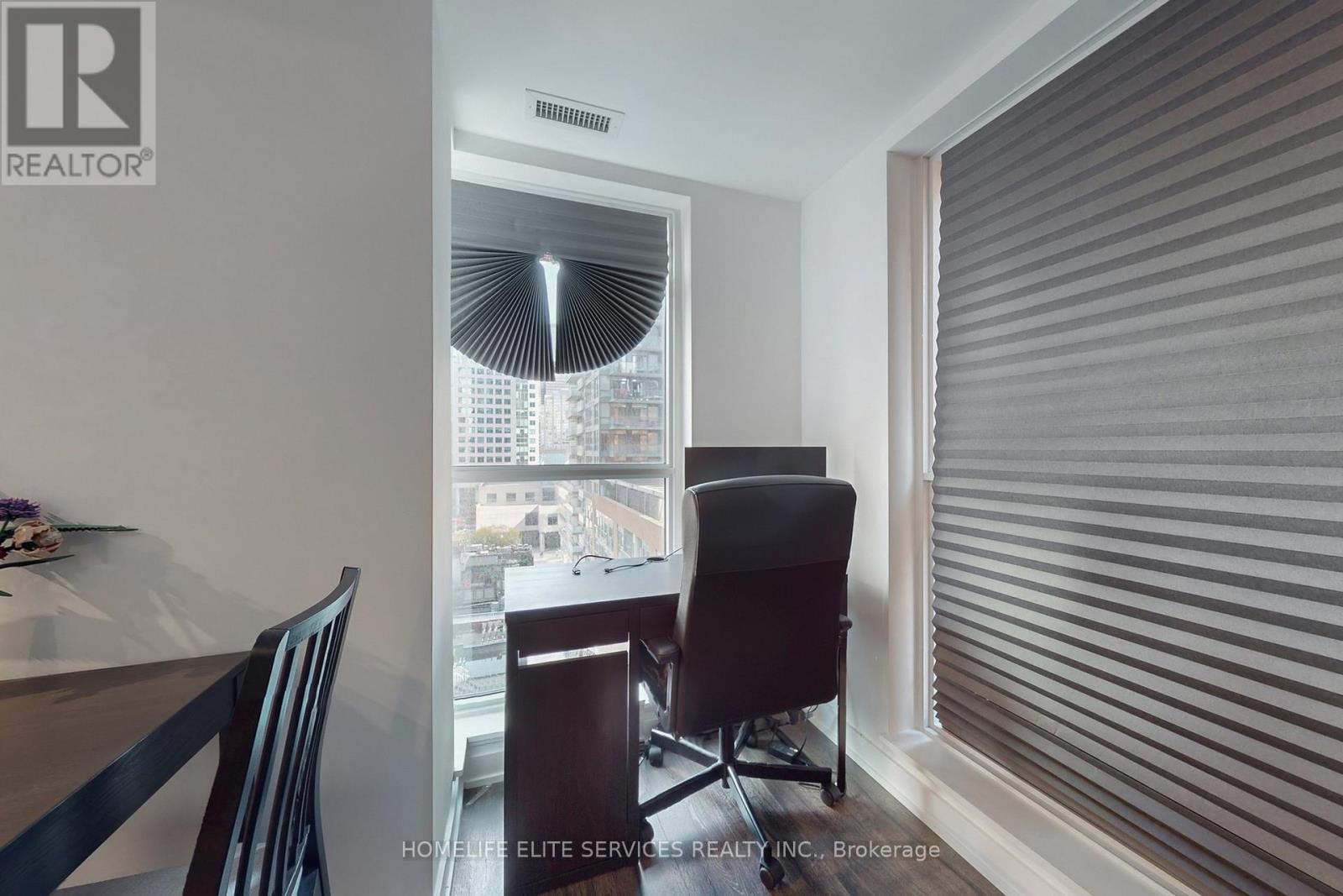 702 - 327 King Street W, Toronto, Ontario  M5V 0W7 - Photo 25 - C12455348