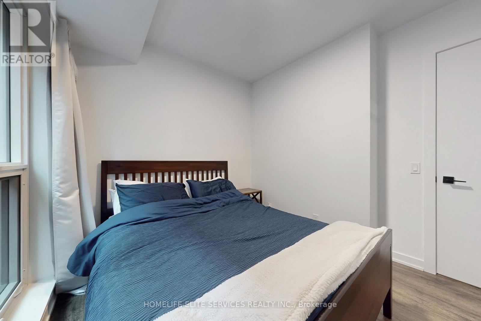 702 - 327 King Street W, Toronto, Ontario  M5V 0W7 - Photo 28 - C12455348